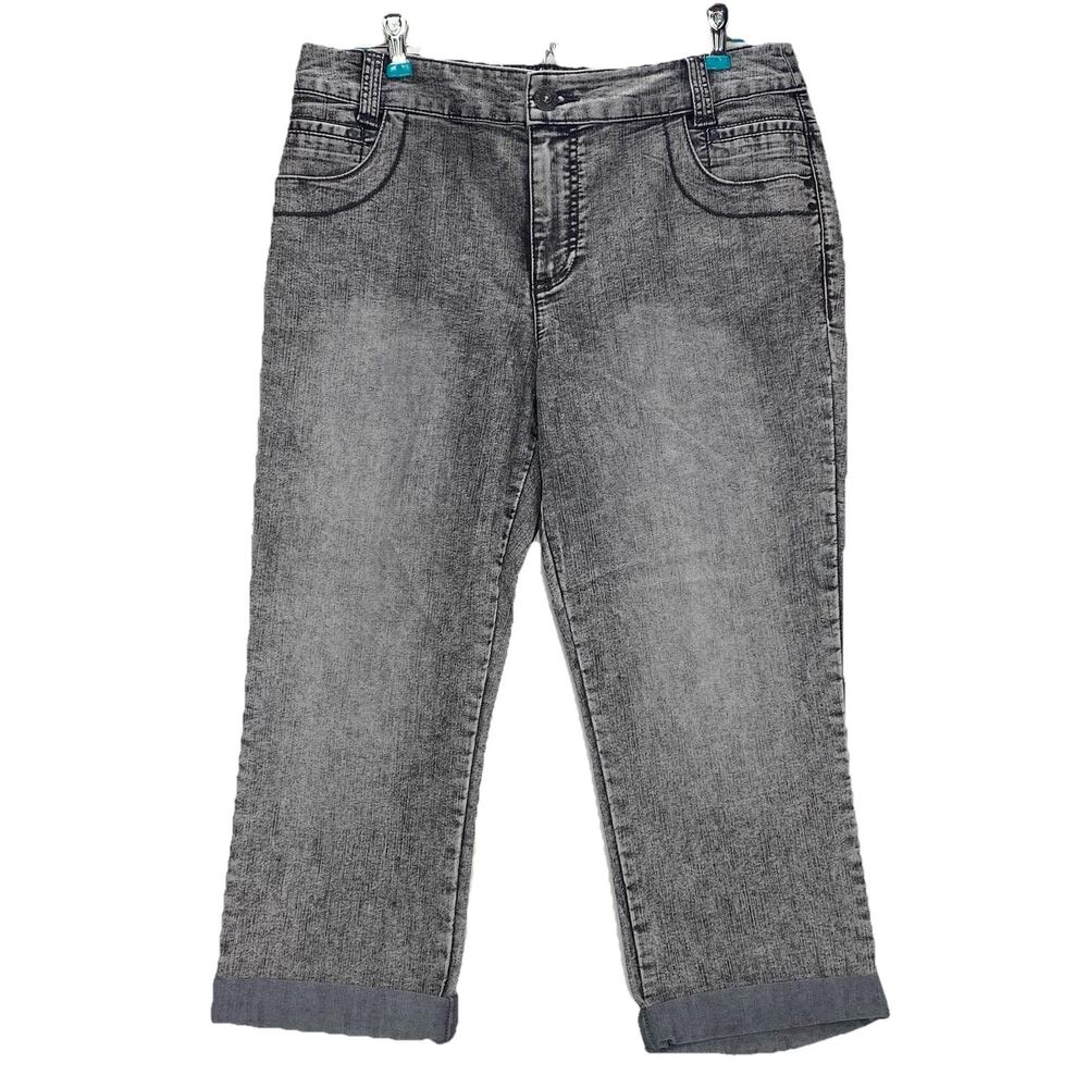 CHICO'S Ultimate Fit Platinum Denim 10 Charcoal Grey 21" Roll Cuff Crop NWT